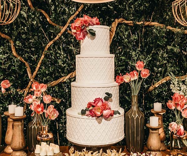 arrowood-golf-wedding-cake-decorations